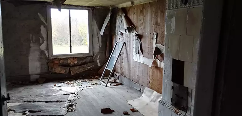 Why Selling a Distressed House Through Traditional Methods Fails in Chattanooga